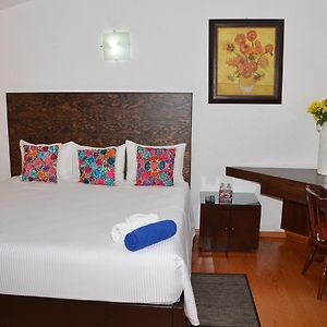 Habitación con 2 Camas Individuales